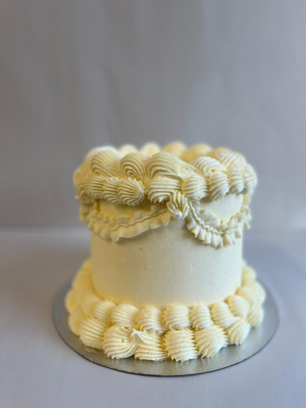 Vintage Celebration Cake - Image 2