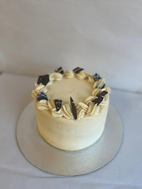 White Mocha Cake - Image 2