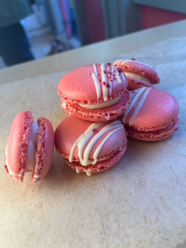 Valentine Macarons - Image 5