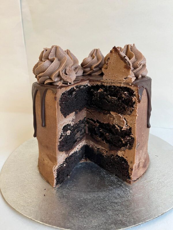 Chocolate Ganache Drip Cake - Image 4