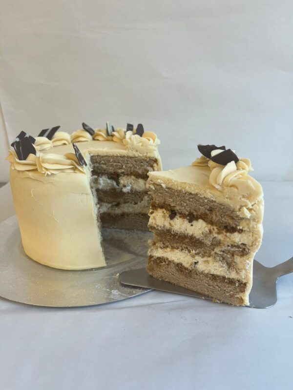 White Mocha Cake - Image 5